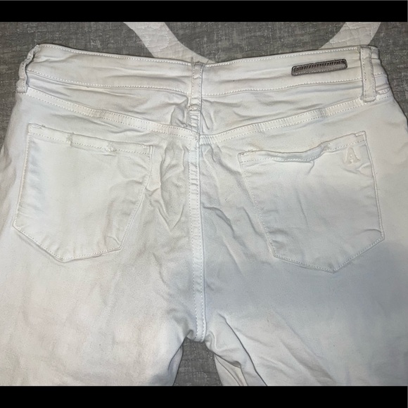 (2 for $40) White Jeans - Picture 2 of 6